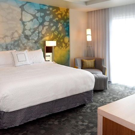 Courtyard By Marriott Youngstown Canfield Exterior photo