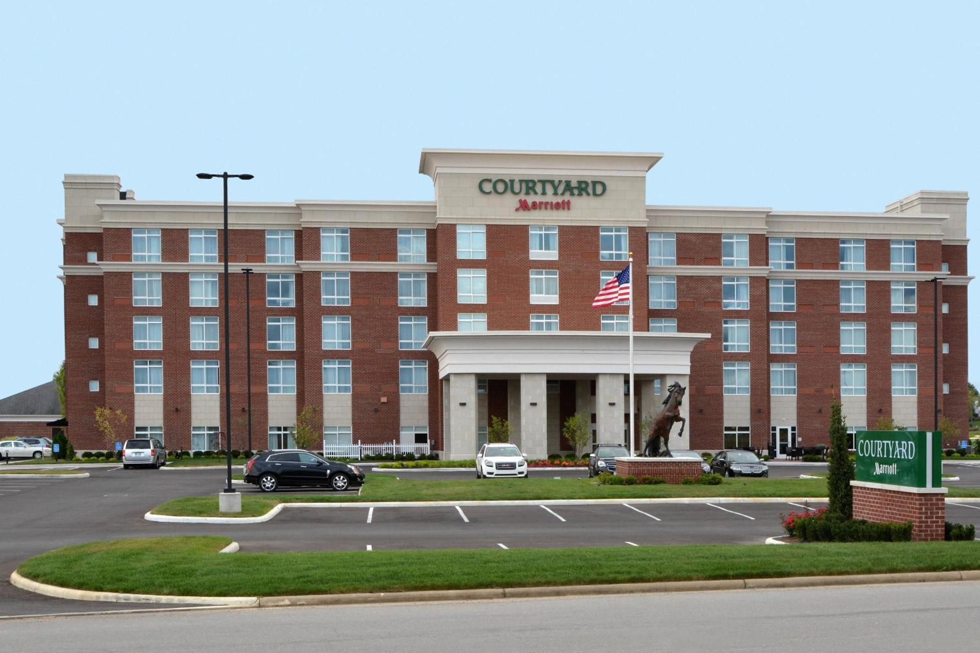 Courtyard By Marriott Youngstown Canfield Exterior photo