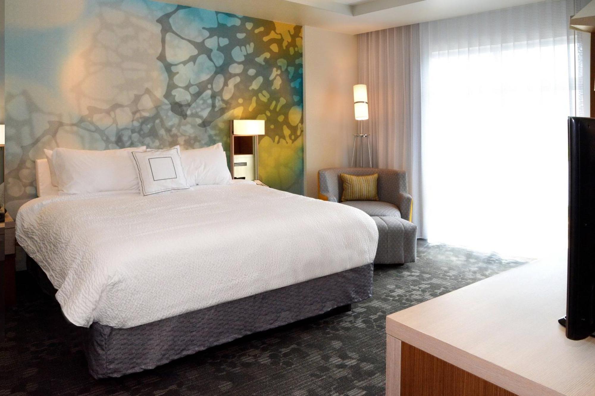 Courtyard By Marriott Youngstown Canfield Exterior photo