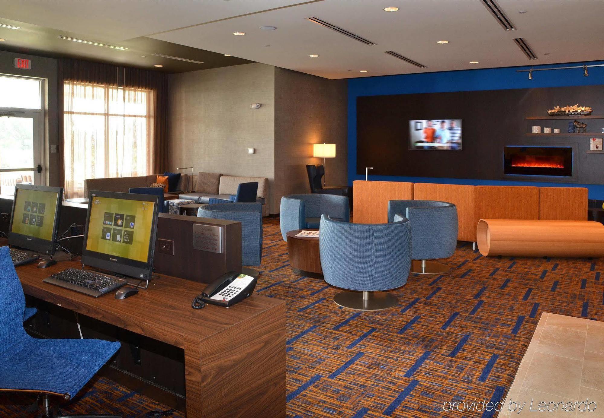 Courtyard By Marriott Youngstown Canfield Exterior photo